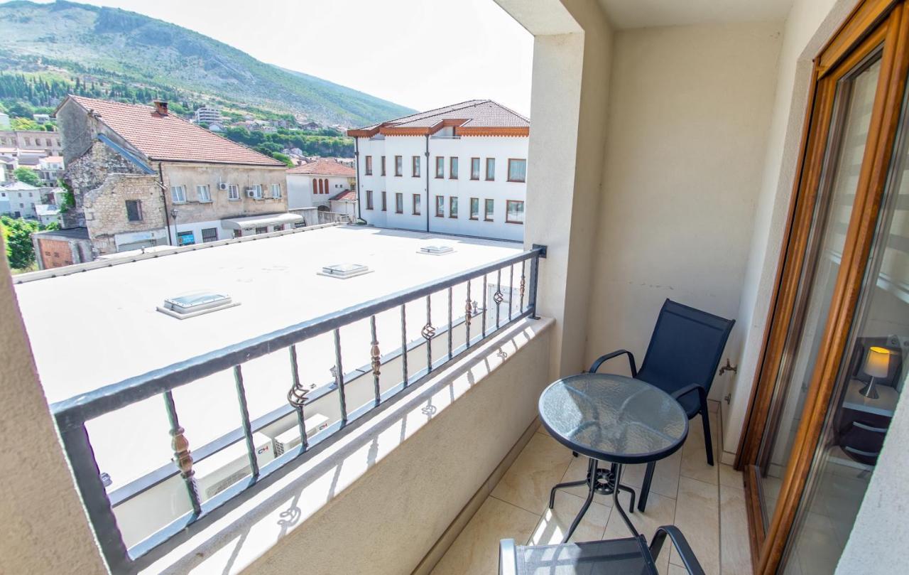 Apartment Light De Luxe - With Old Bridge View Mostar Exterior foto